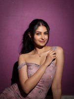 Manasa Varanasi Radiates Effortless Elegance